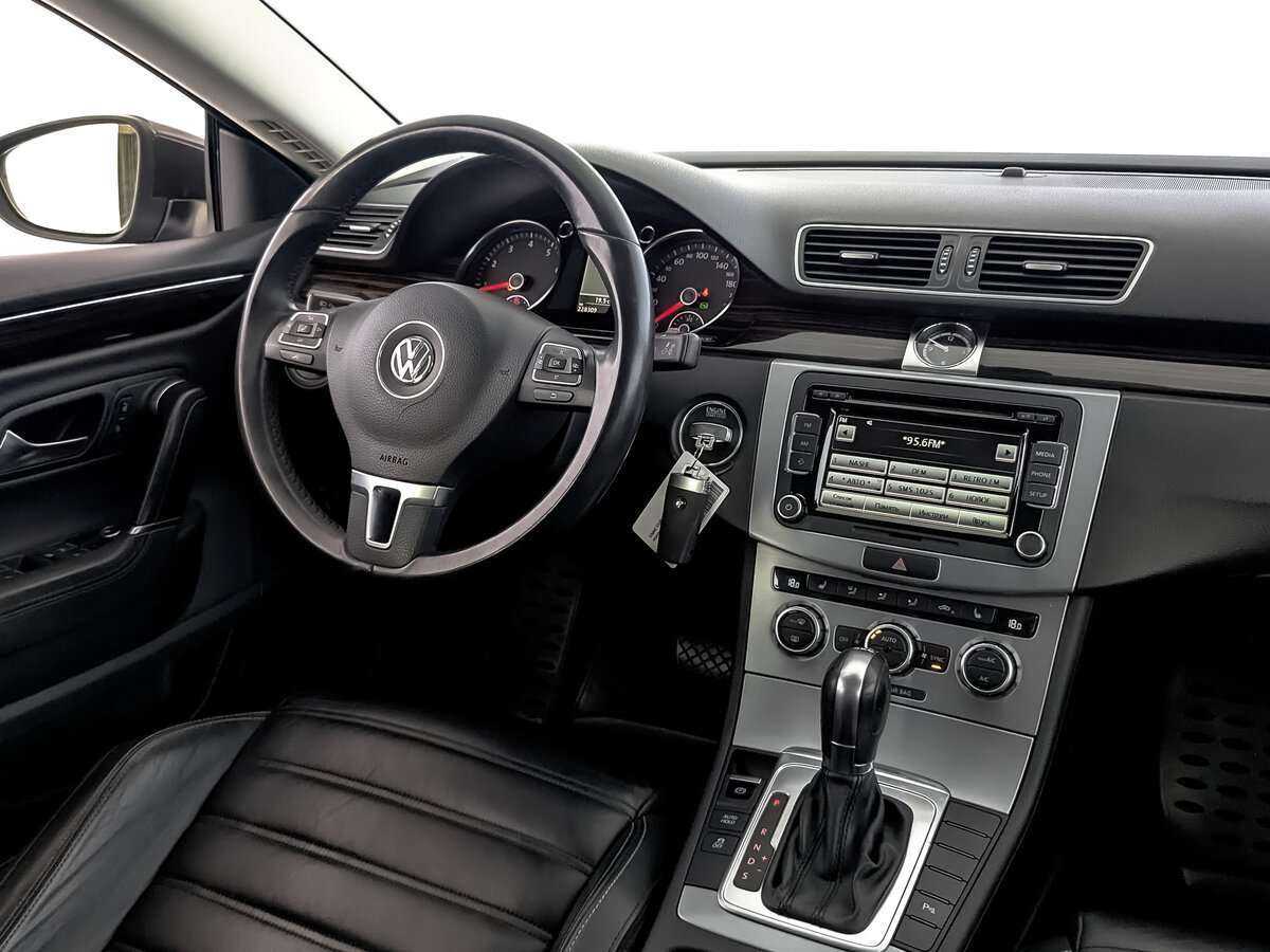 Volkswagen Passat CC 2013 года с пробегом. Фото: #25