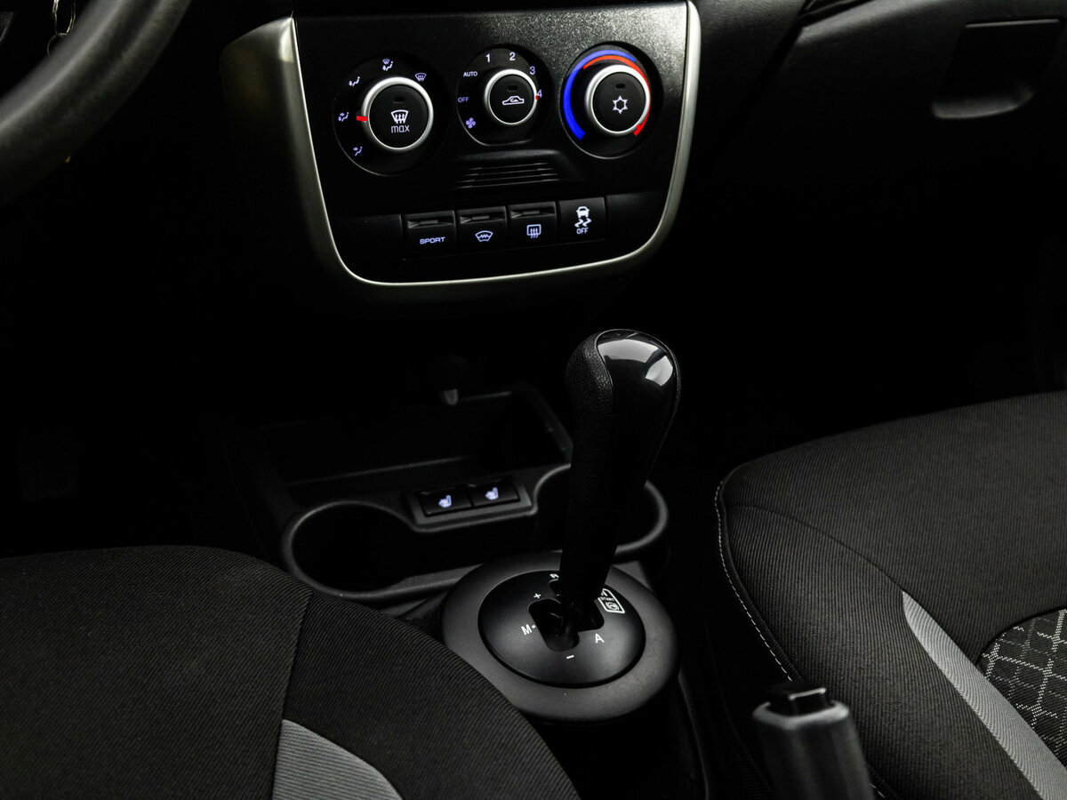 Lada (ВАЗ) Granta 2019 года с пробегом. Фото: #8