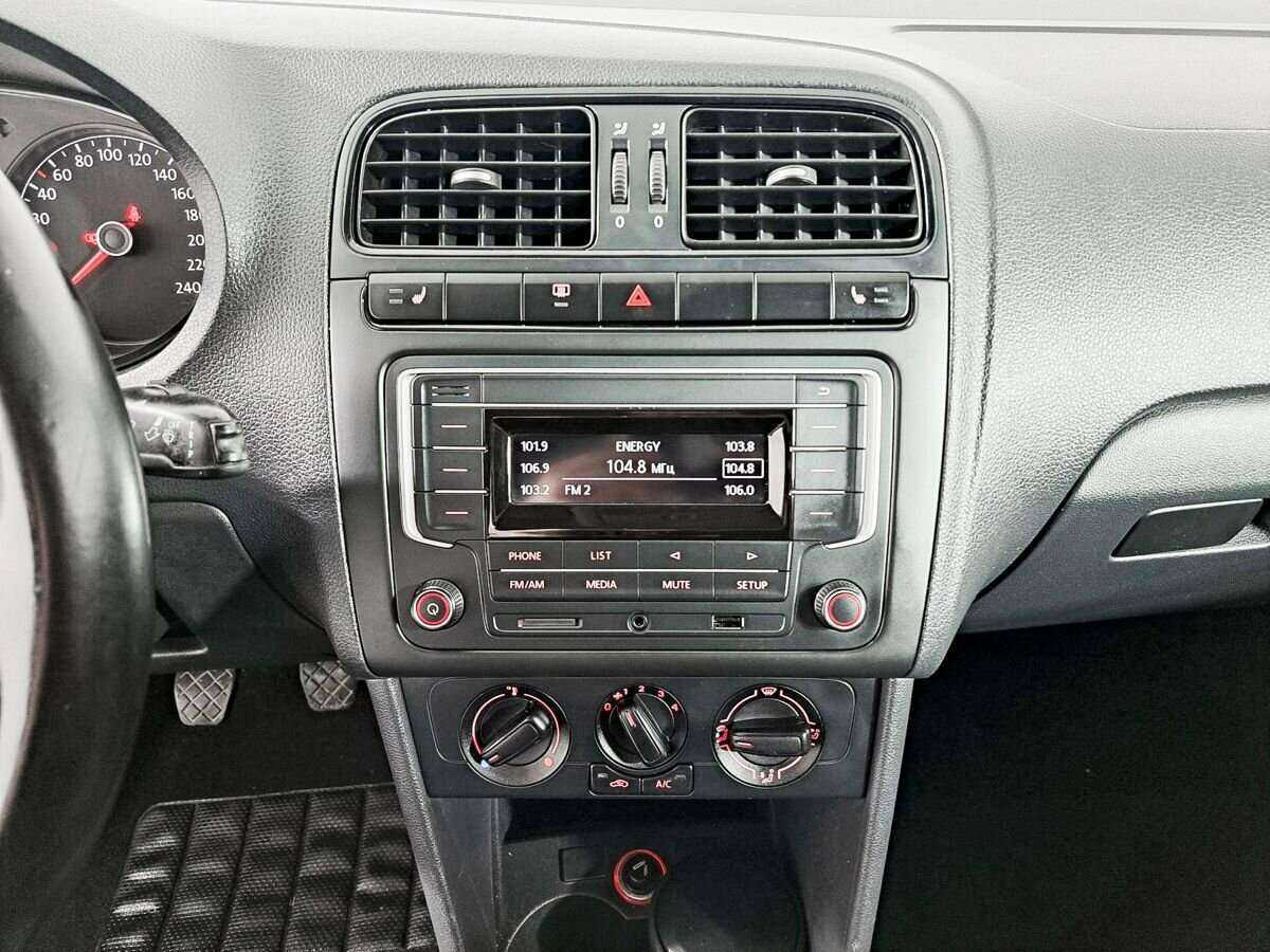 Volkswagen Polo 2015 года с пробегом. Фото: #13