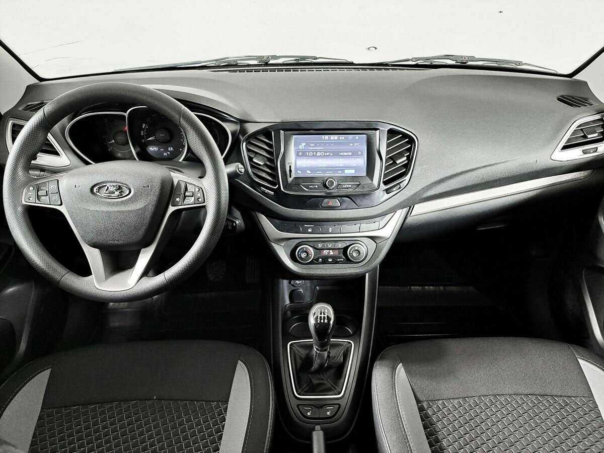 Lada (ВАЗ) Vesta 2017 года с пробегом. Фото: #8