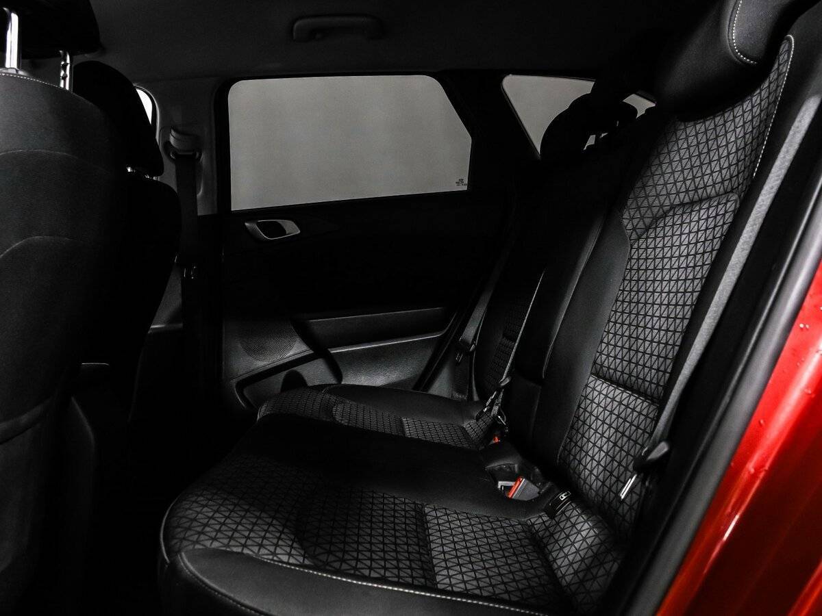 Kia Ceed 2020 года с пробегом. Фото: #12