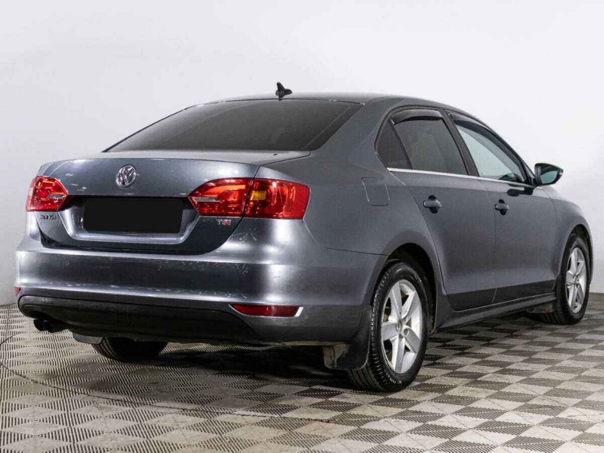 Volkswagen Jetta 2012 года с пробегом. Фото: #4