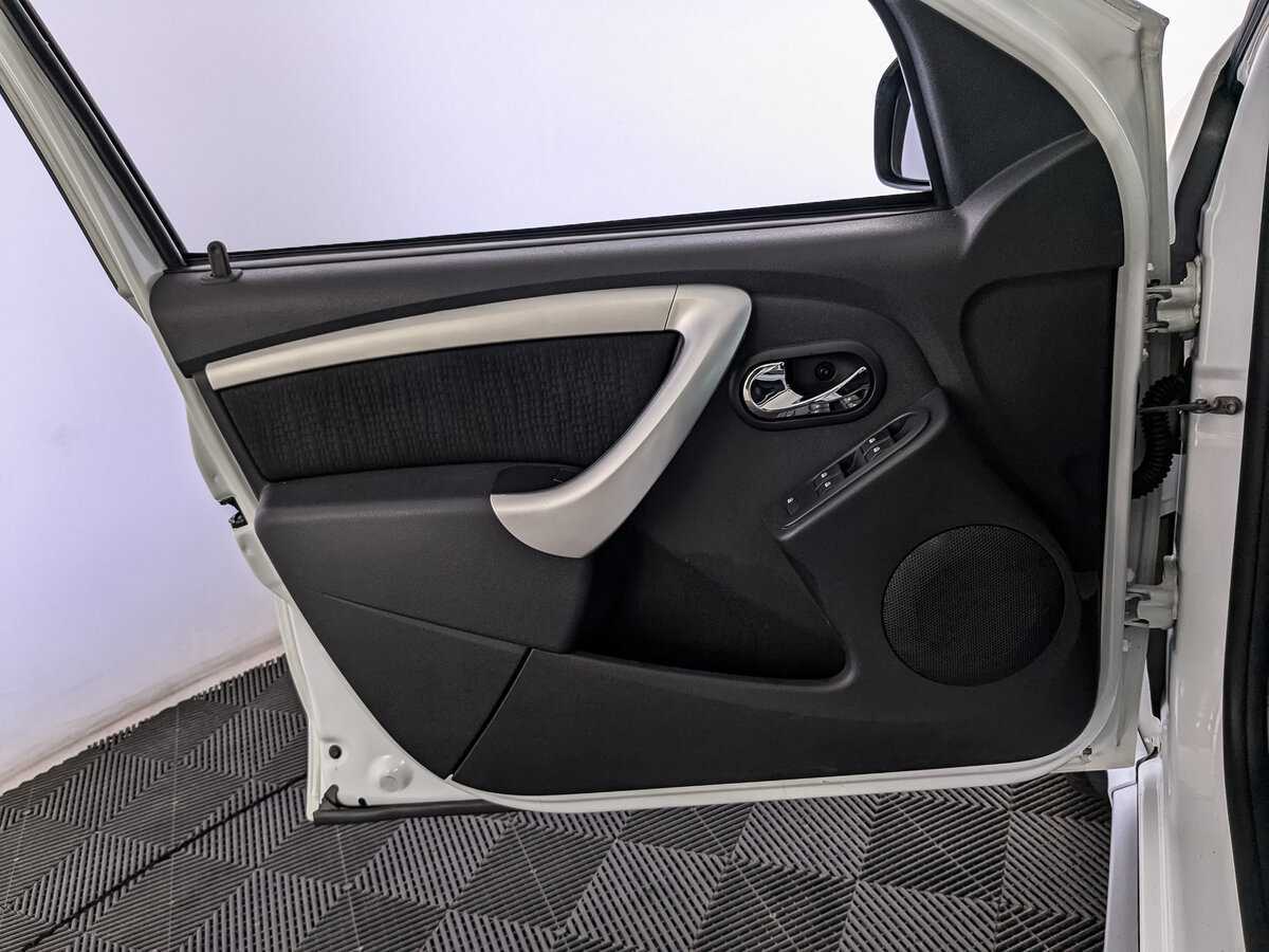 Nissan Terrano 2015 года с пробегом. Фото: #14