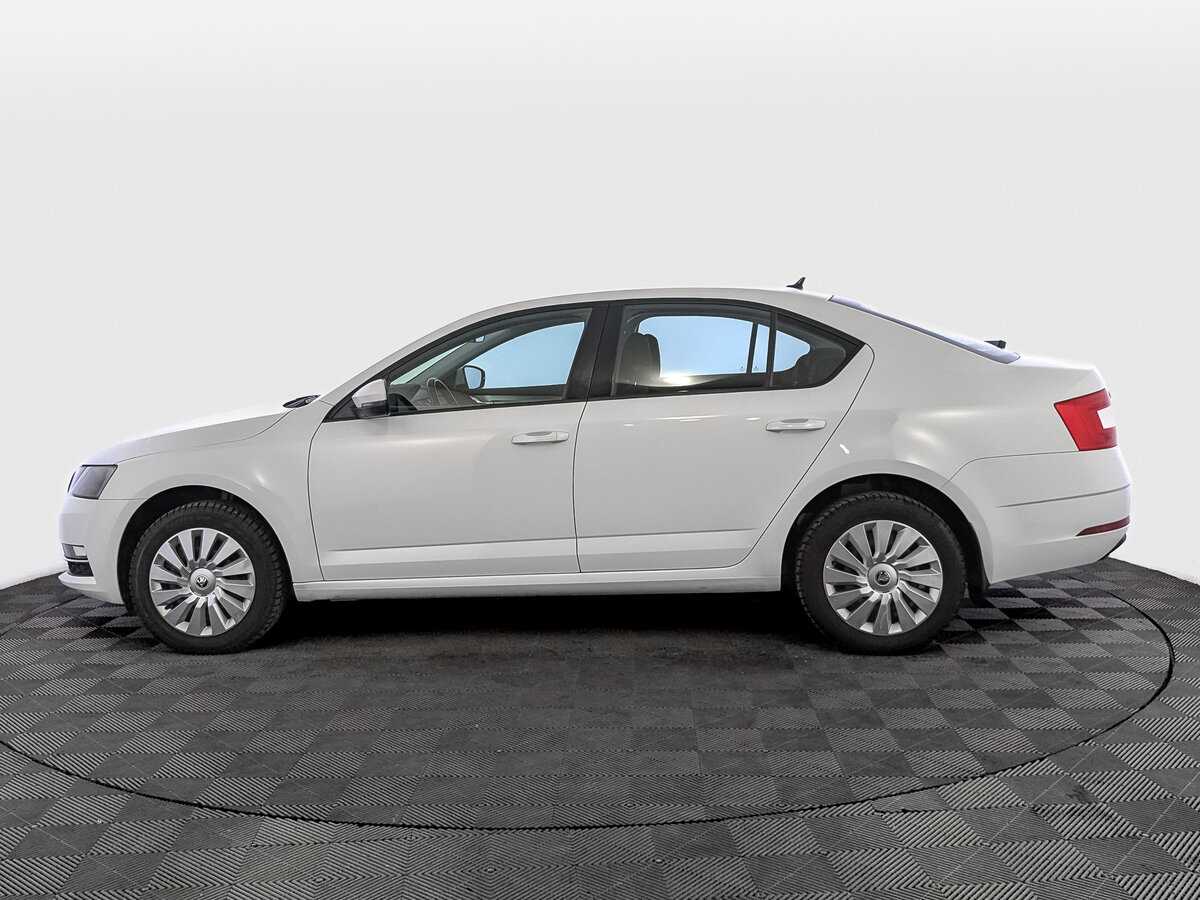 Skoda Octavia 2020 года с пробегом. Фото: #7