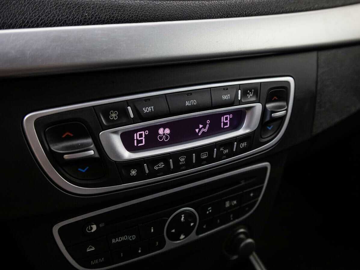 Renault Megane 2012 года с пробегом. Фото: #14