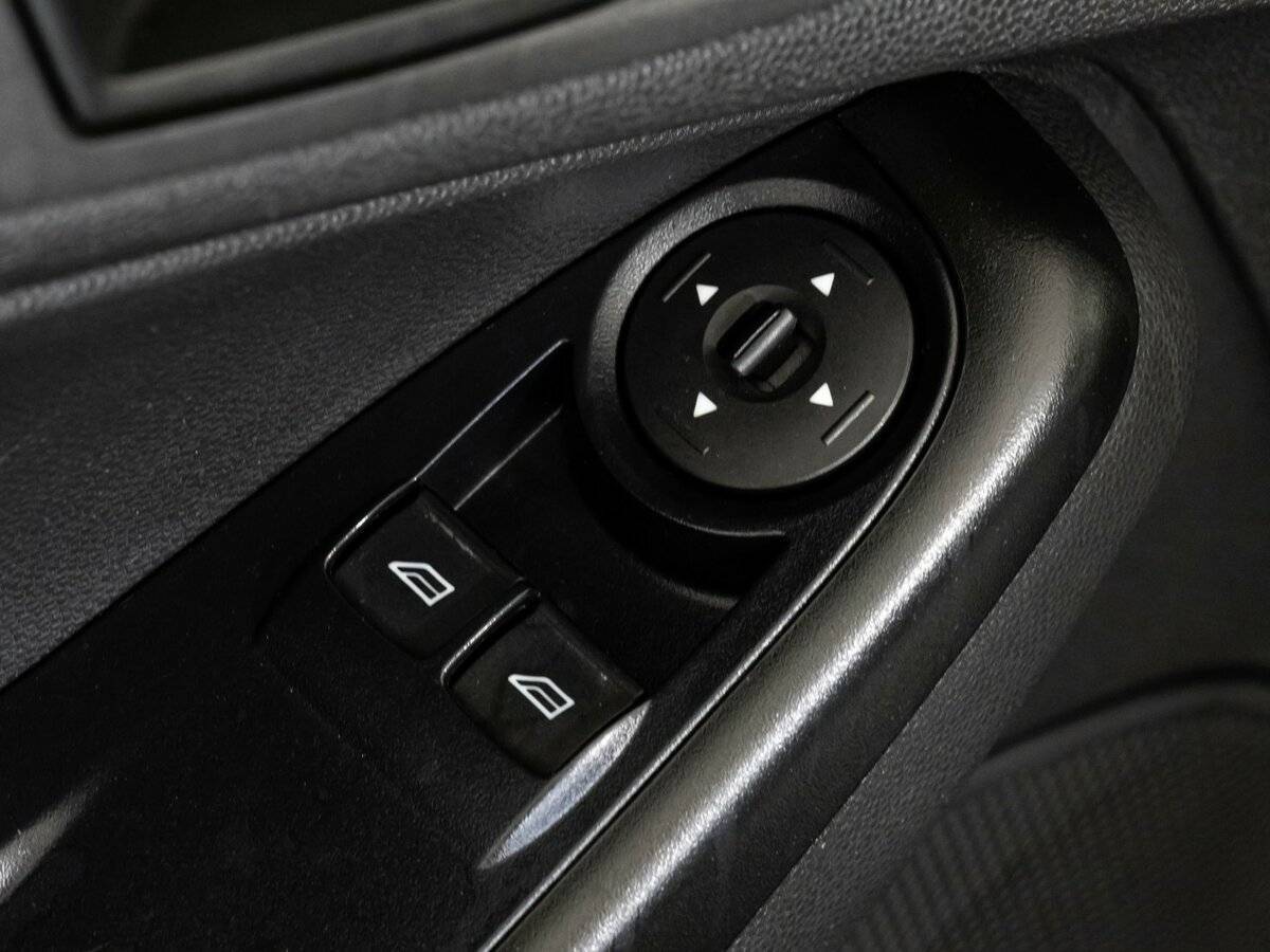 Ford Fiesta 2015 года с пробегом. Фото: #14