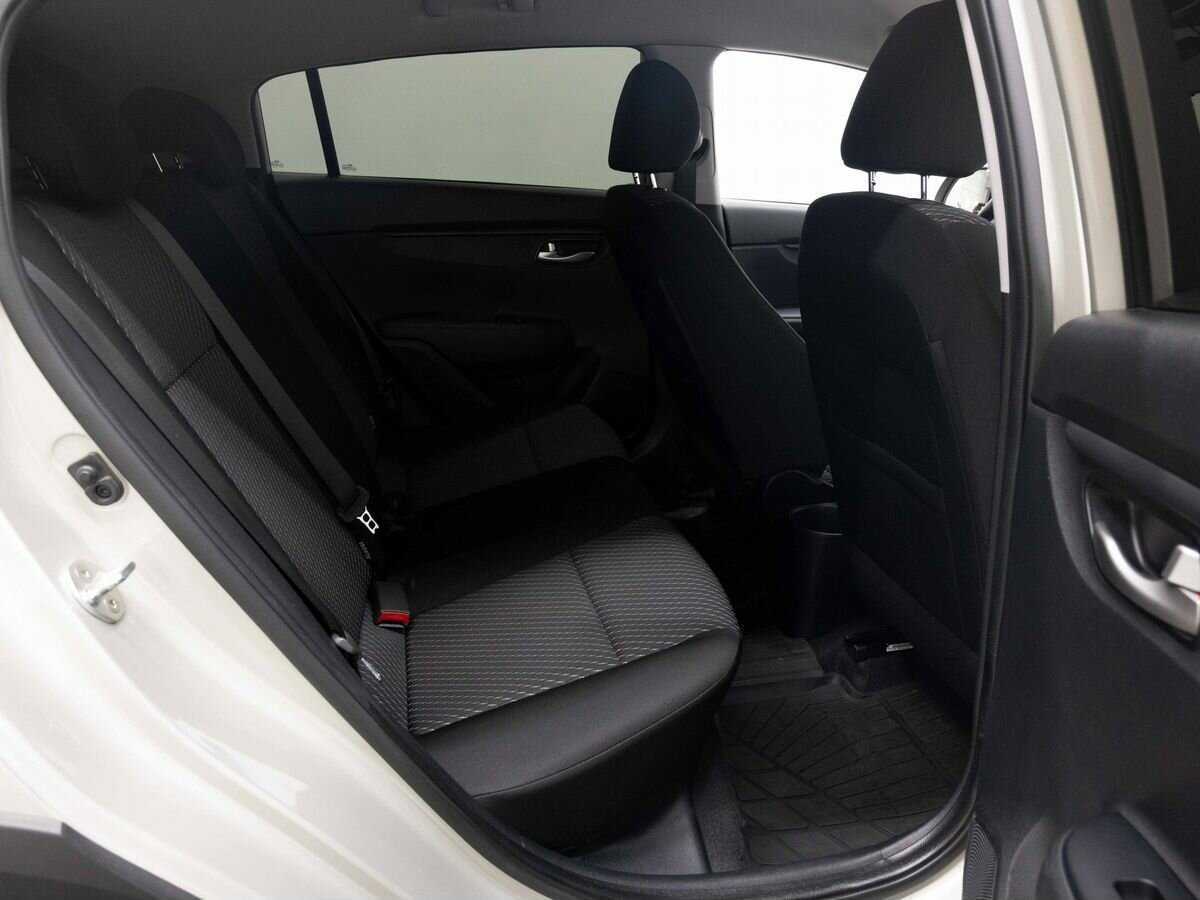 Kia Rio 2020 года с пробегом. Фото: #11