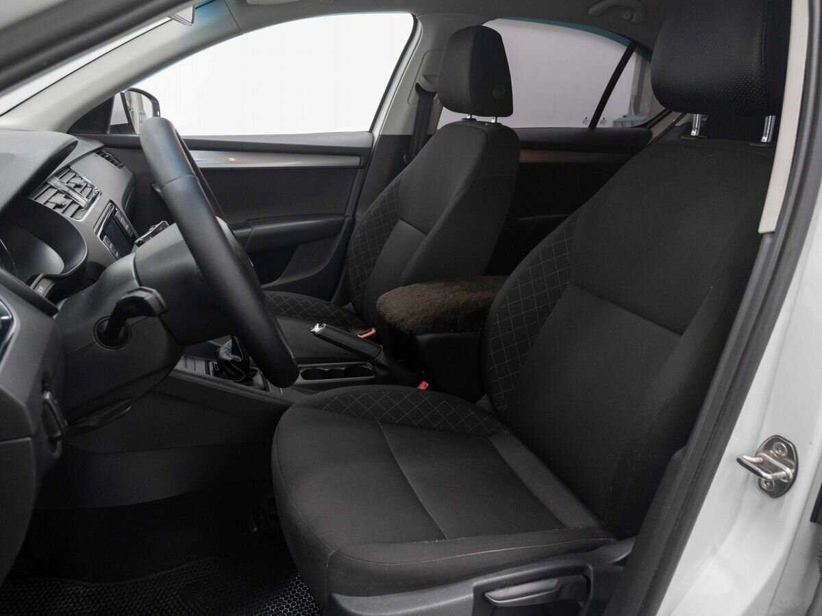 Skoda Octavia 2018 года с пробегом. Фото: #8