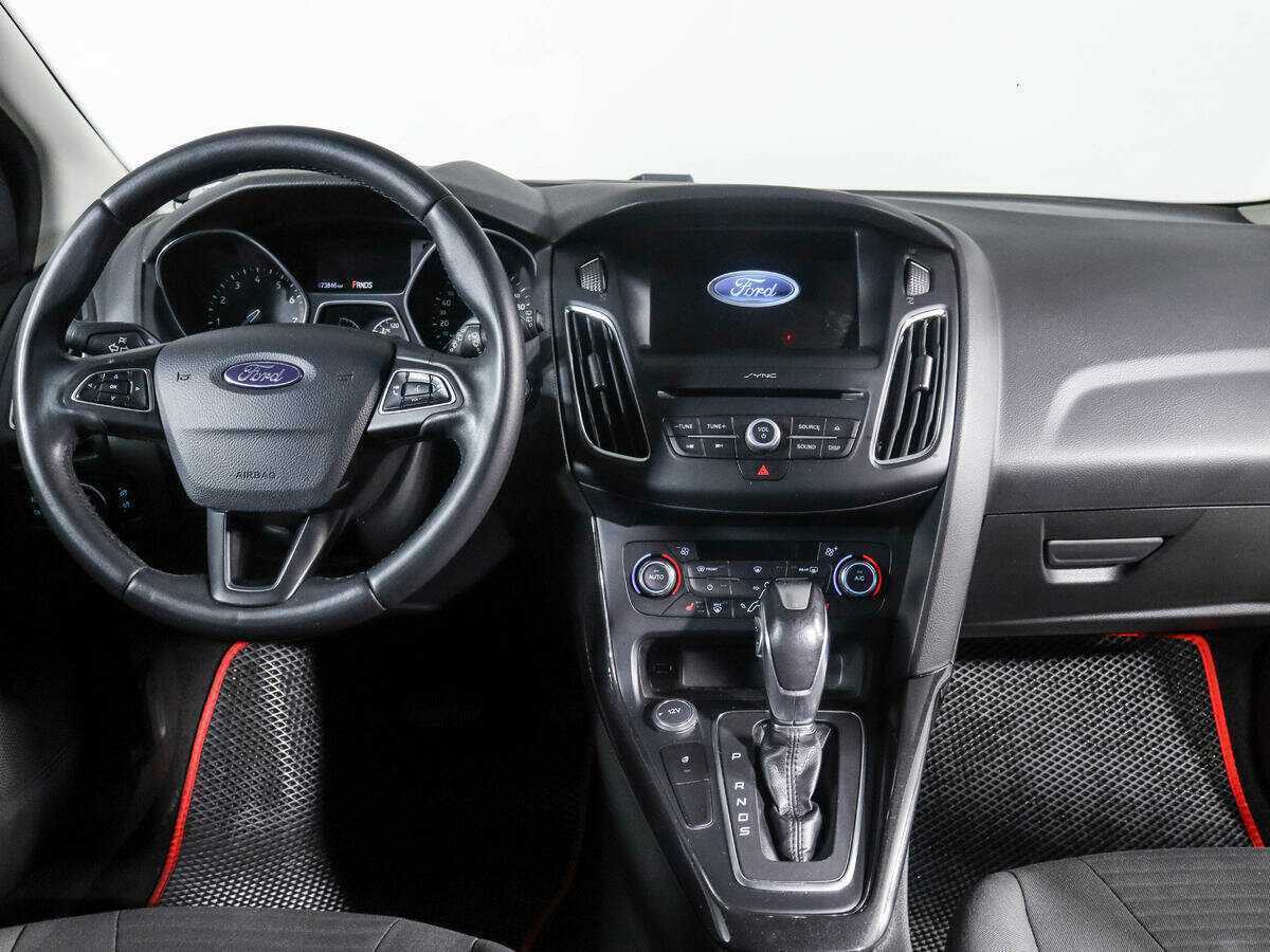 Ford Focus 2018 года с пробегом. Фото: #9