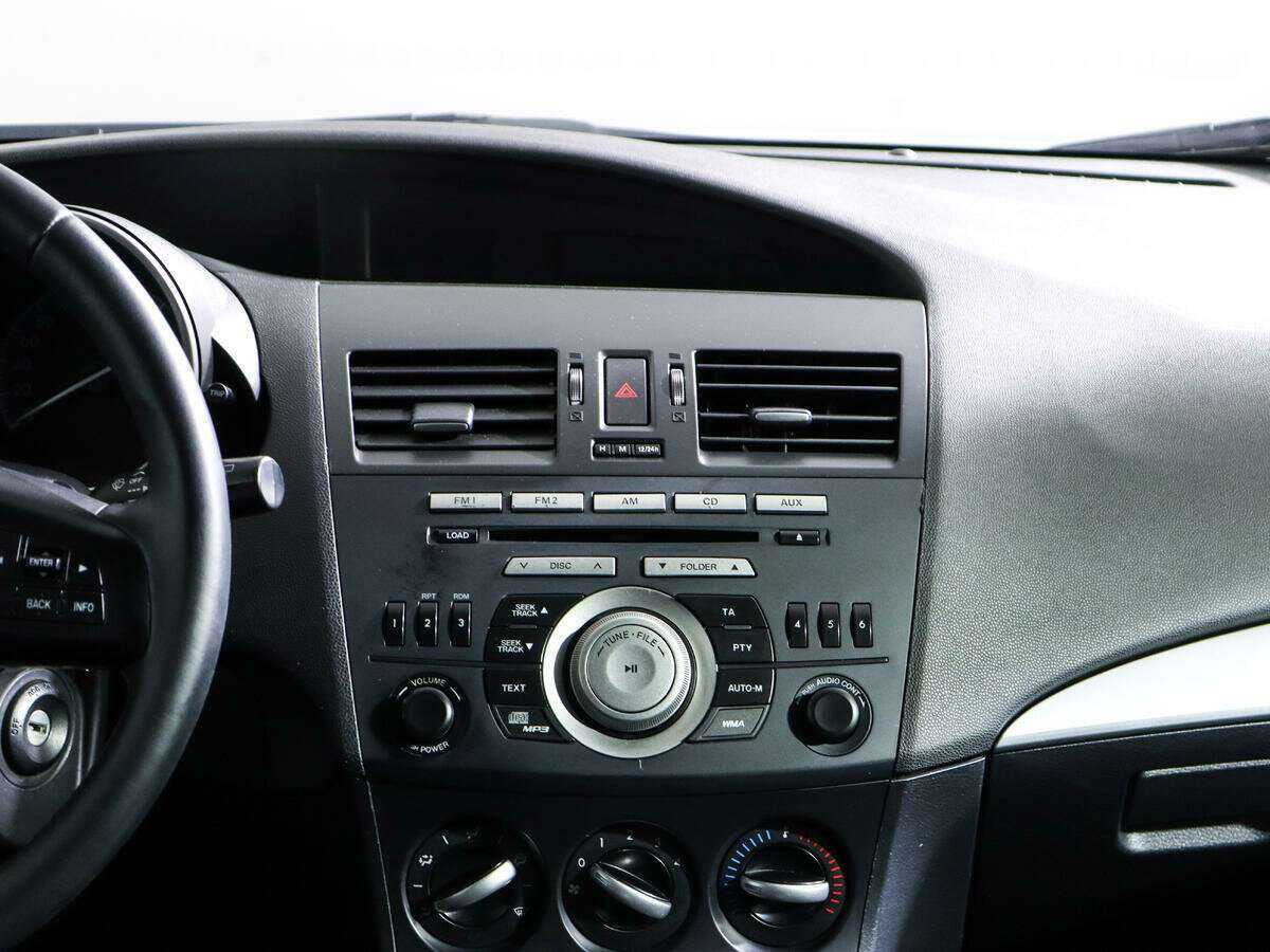 Mazda 3 2012 года с пробегом. Фото: #12