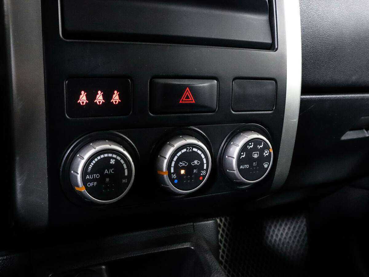 Nissan X-Trail 2012 года с пробегом. Фото: #12