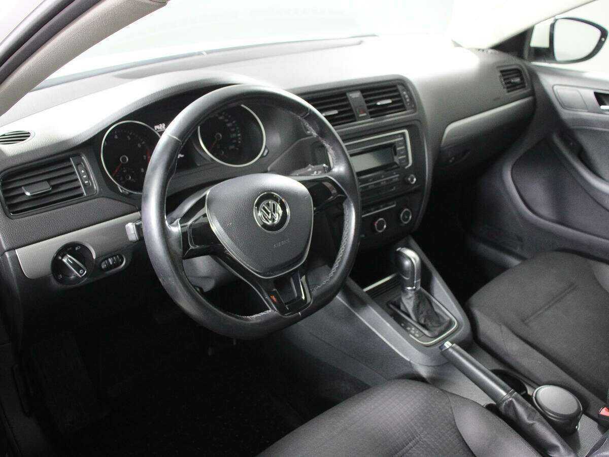 Volkswagen Jetta 2016 года с пробегом. Фото: #13