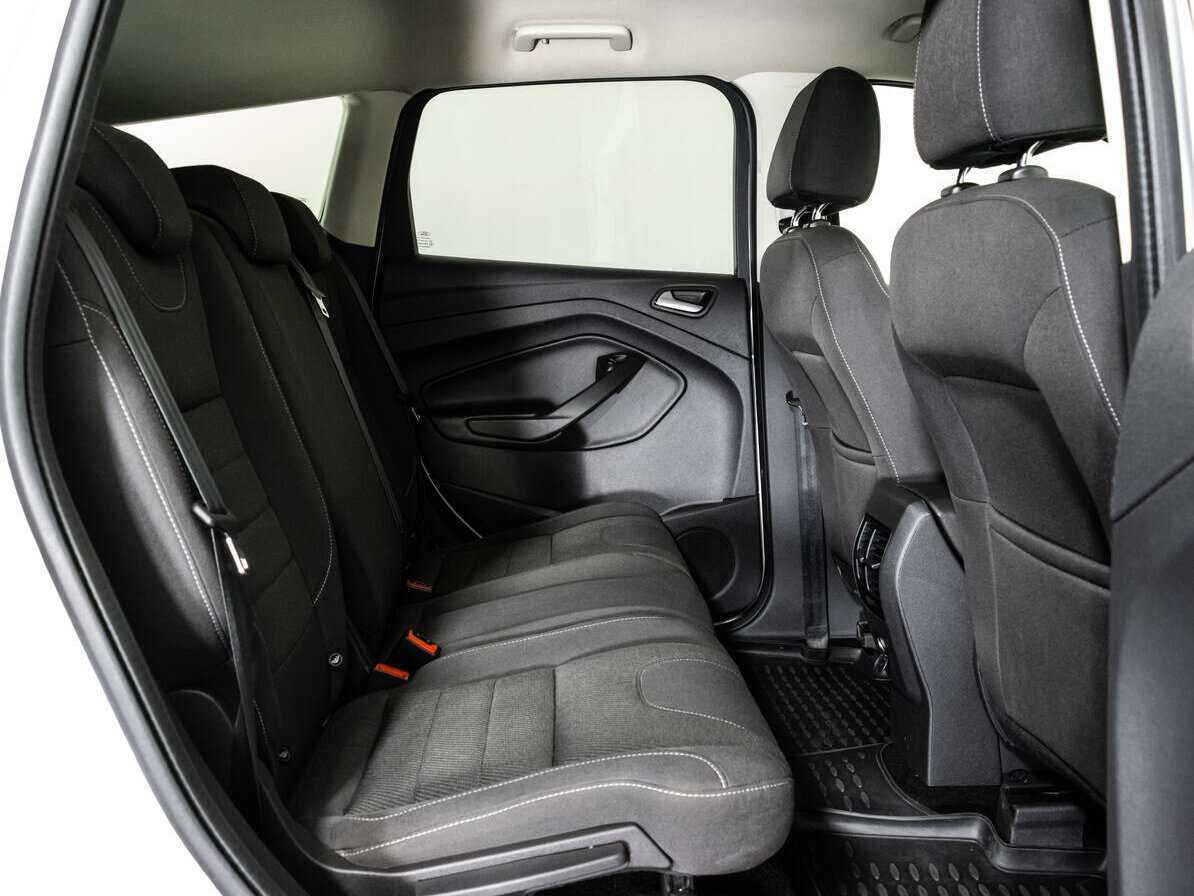 Ford Kuga 2014 года с пробегом. Фото: #13