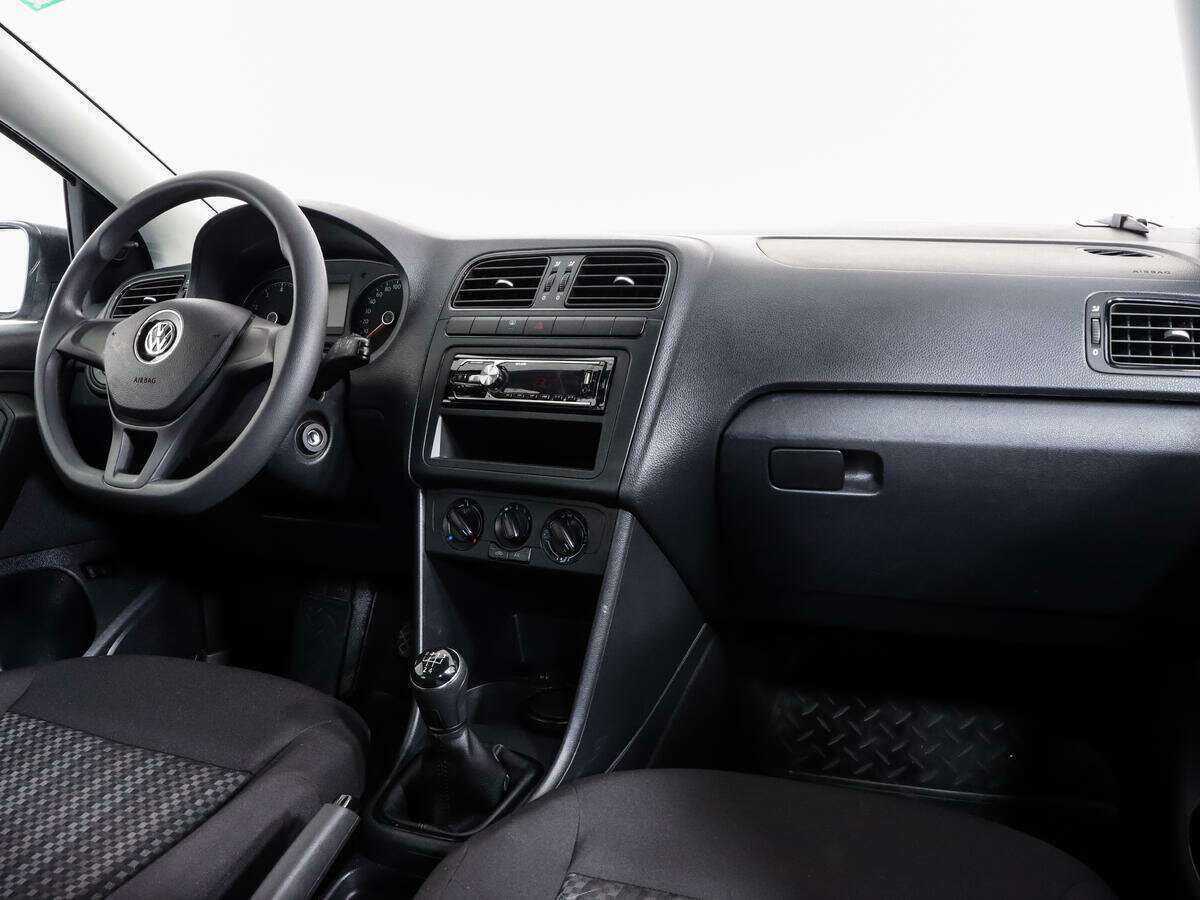 Volkswagen Polo 2018 года с пробегом. Фото: #8