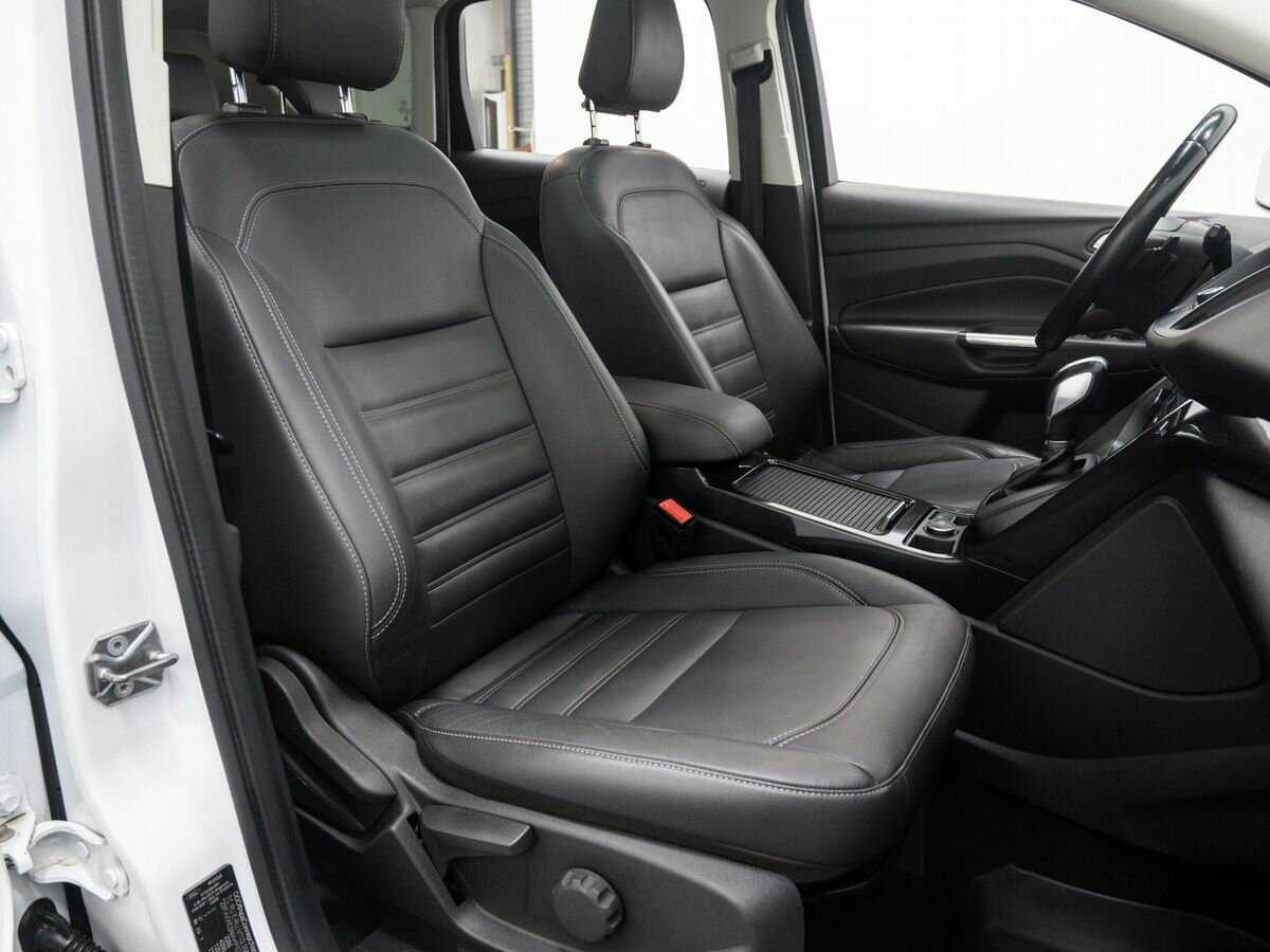 Ford Kuga 2017 года с пробегом. Фото: #8