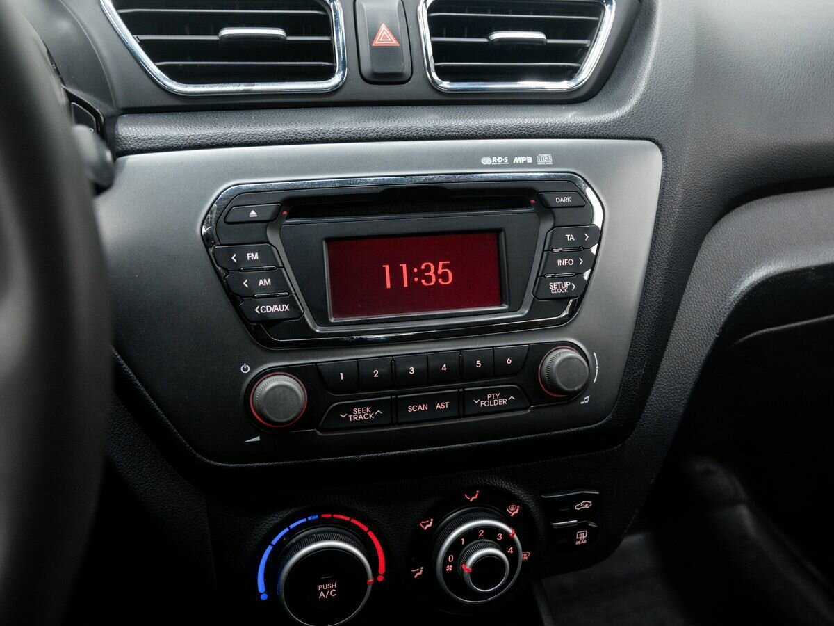 Kia Rio 2013 года с пробегом. Фото: #16