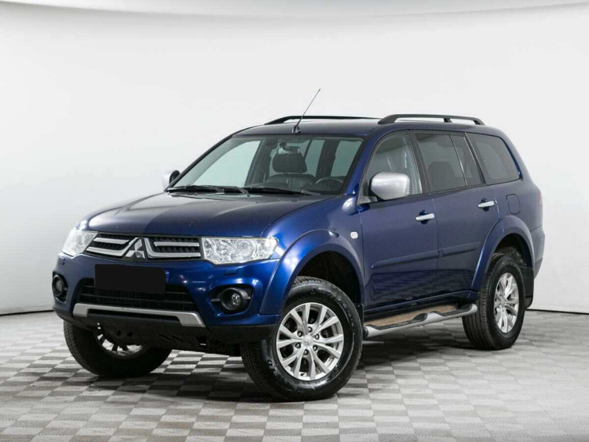 Mitsubishi Pajero Sport 2013 года с пробегом. Посмотреть фото