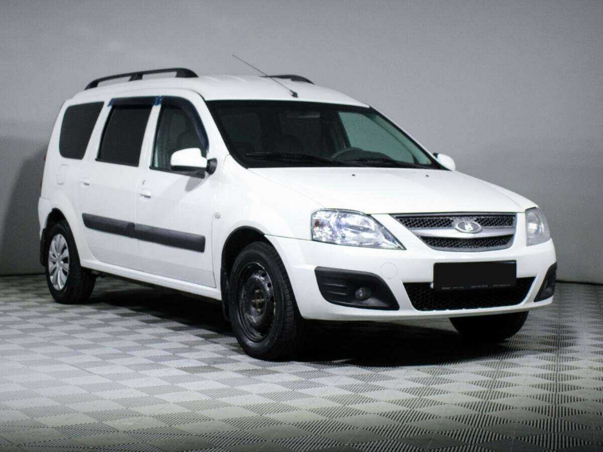 Lada (ВАЗ) Largus 2017 года с пробегом. Фото: #2