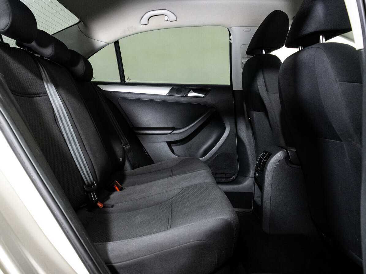 Volkswagen Jetta 2012 года с пробегом. Фото: #11