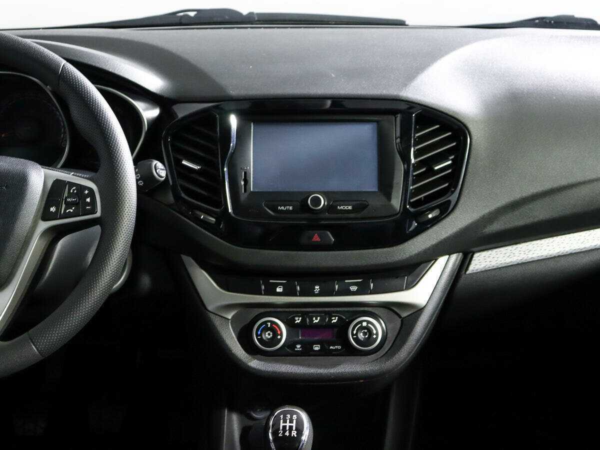 Lada (ВАЗ) Vesta 2019 года с пробегом. Фото: #10