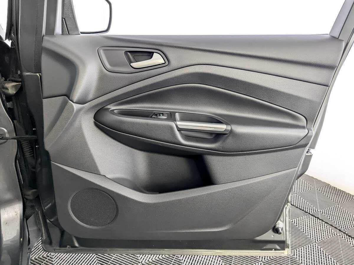 Ford Kuga 2018 года с пробегом. Фото: #19