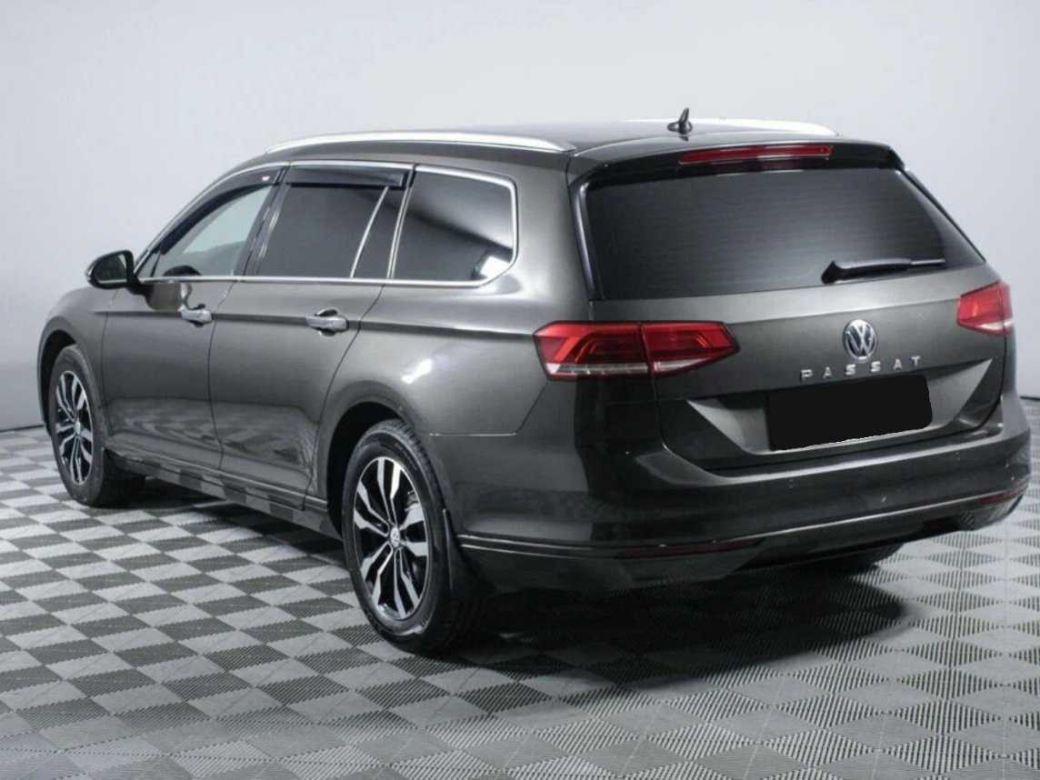 Volkswagen Passat 2017 года с пробегом. Фото: #6
