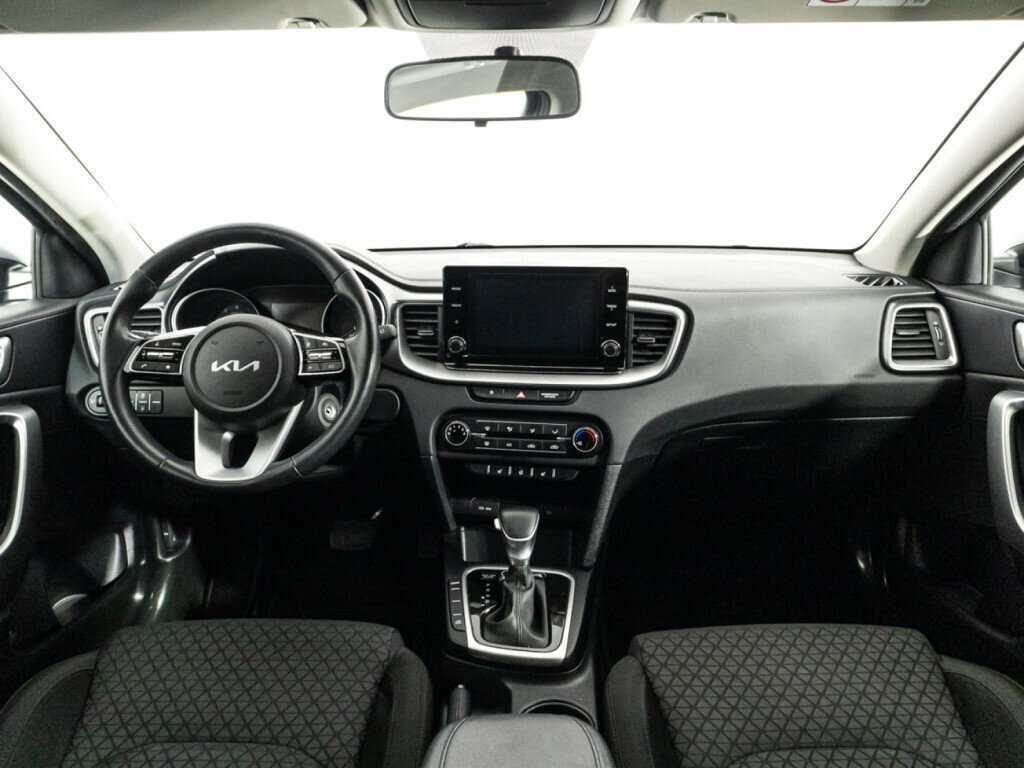 Kia Ceed 2022 года с пробегом. Фото: #12