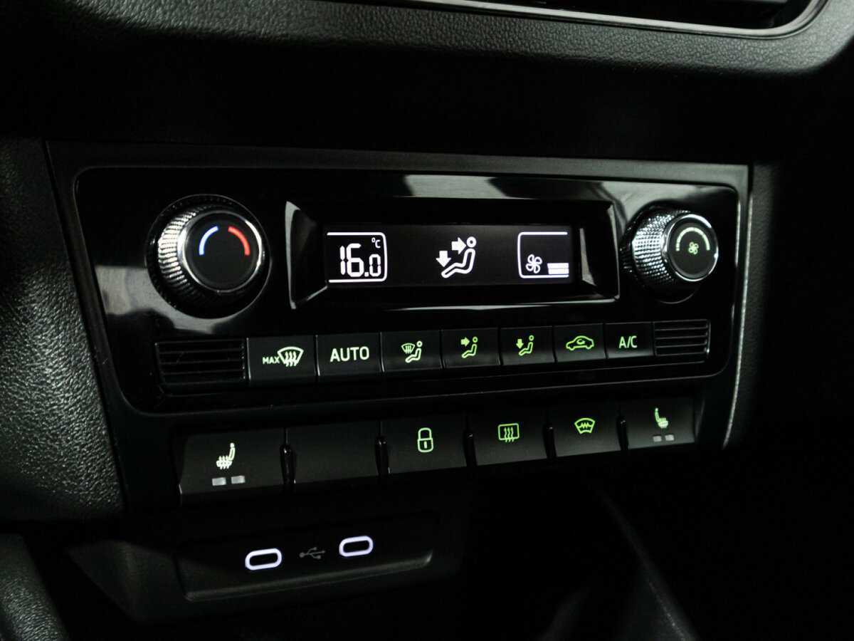 Skoda Rapid 2021 года с пробегом. Фото: #16