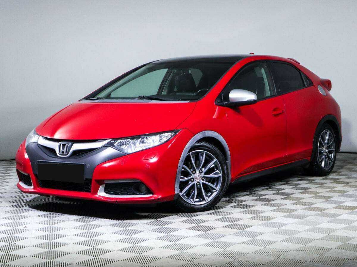 Honda Civic 2012 года с пробегом. Посмотреть фото