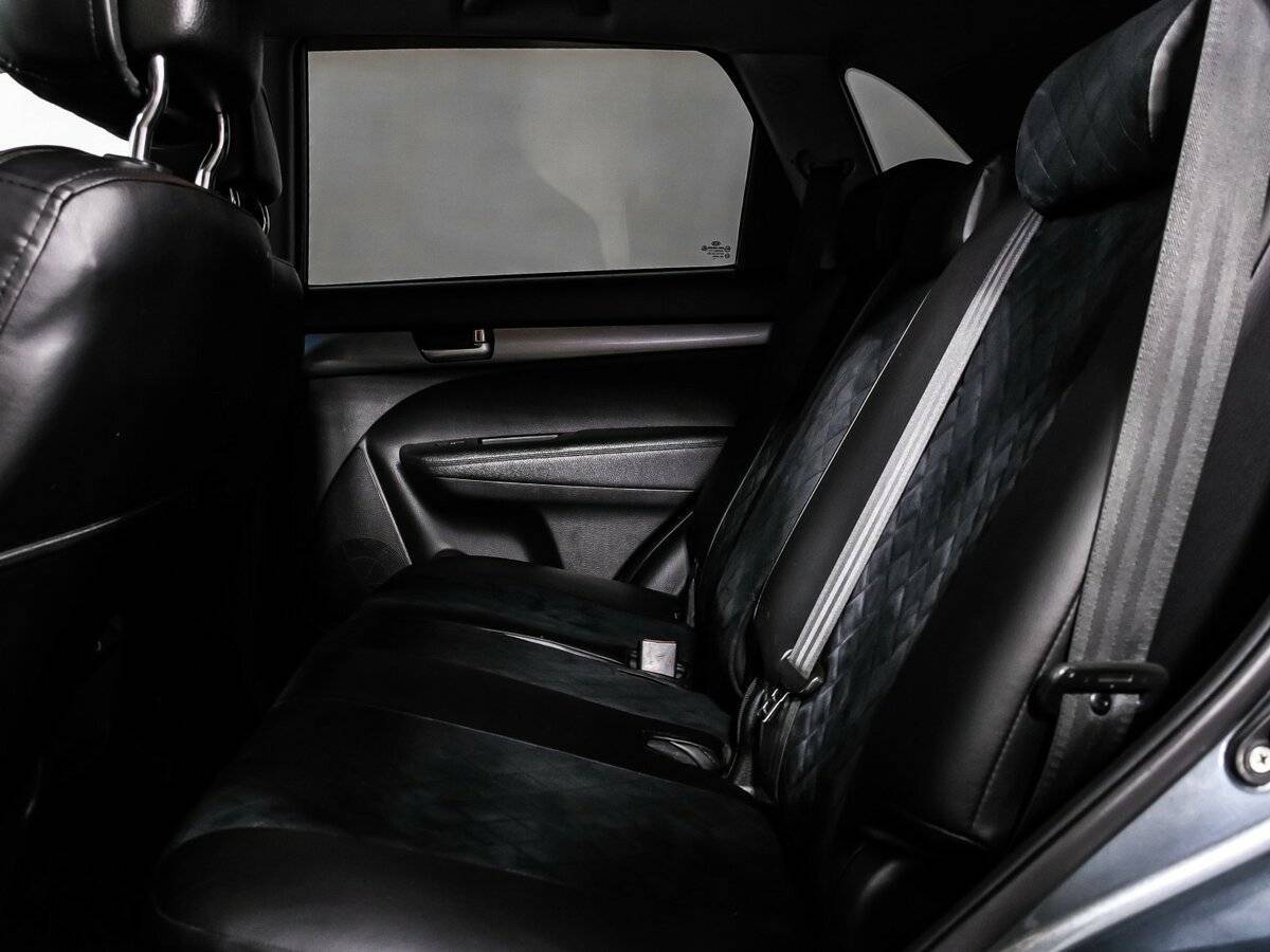 Kia Sorento 2013 года с пробегом. Фото: #12