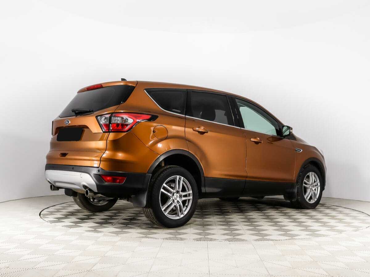 Ford Kuga 2017 года с пробегом. Фото: #4