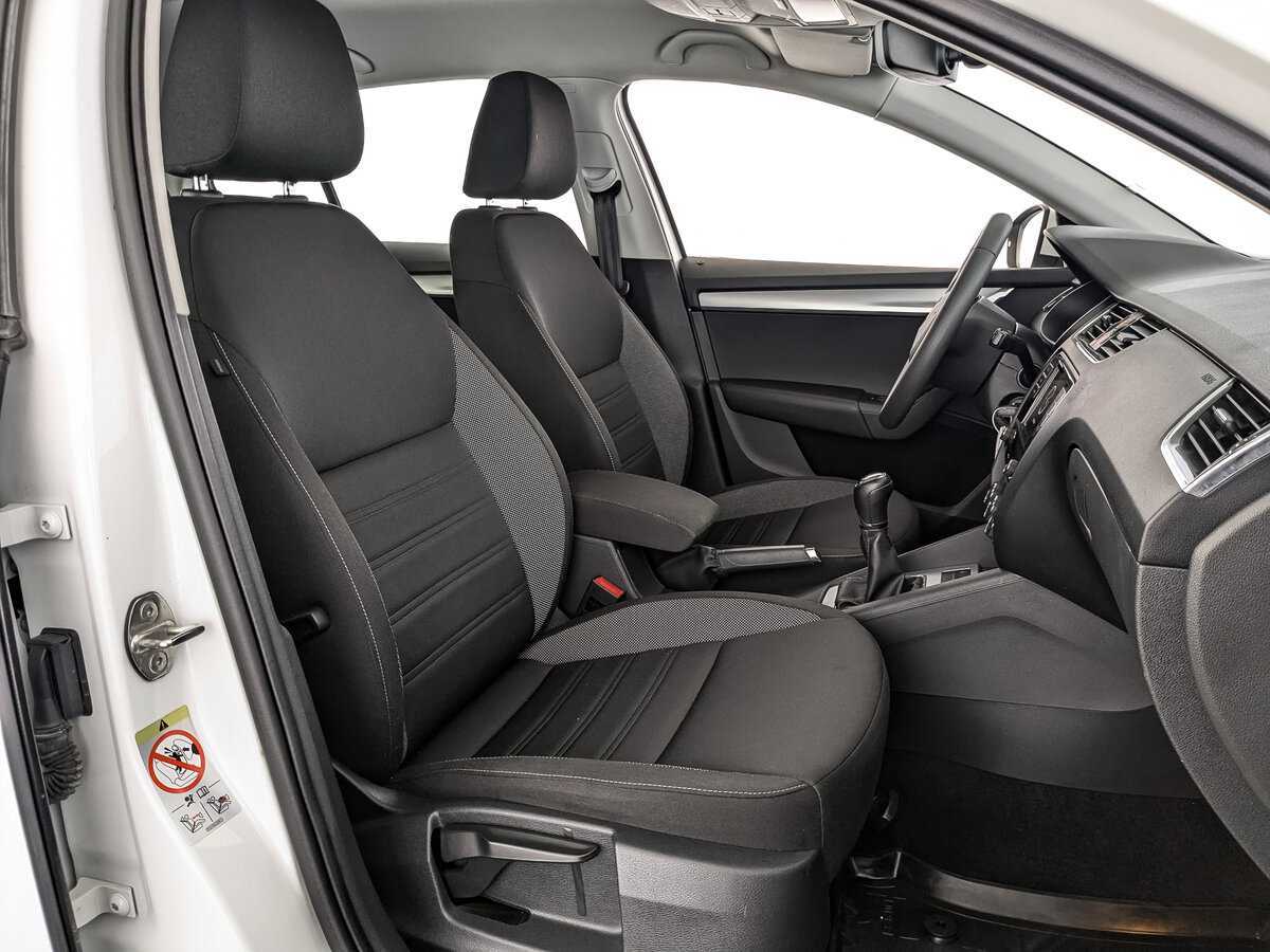 Skoda Octavia 2019 года с пробегом. Фото: #22