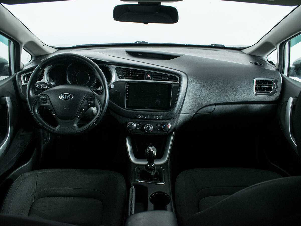 Kia Ceed 2016 года с пробегом. Фото: #9