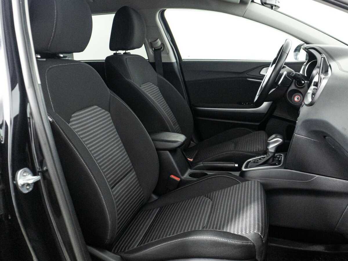 Kia Ceed 2021 года с пробегом. Фото: #16