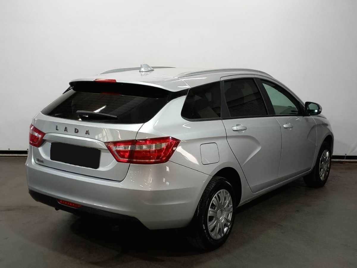 Lada (ВАЗ) Vesta 2021 года с пробегом. Фото: #4