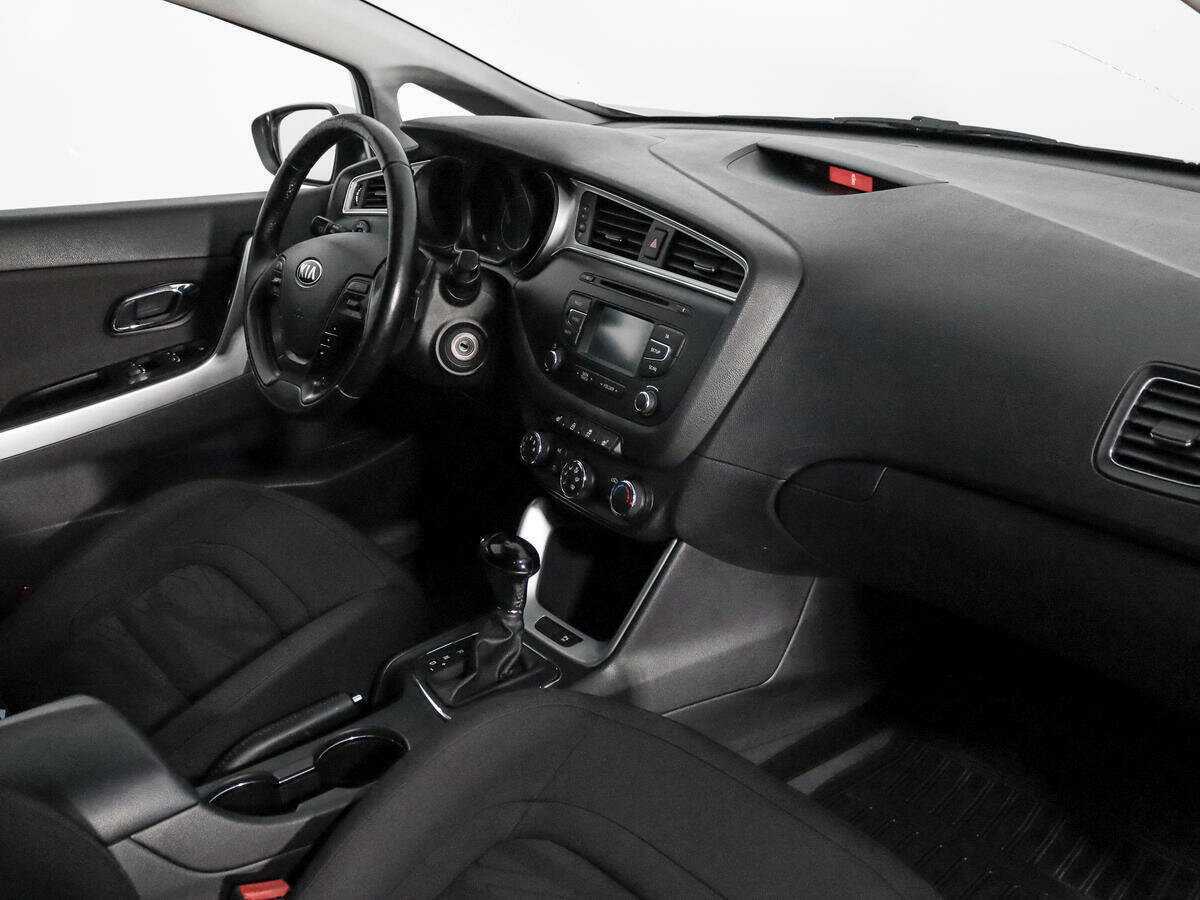 Kia Ceed 2016 года с пробегом. Фото: #10