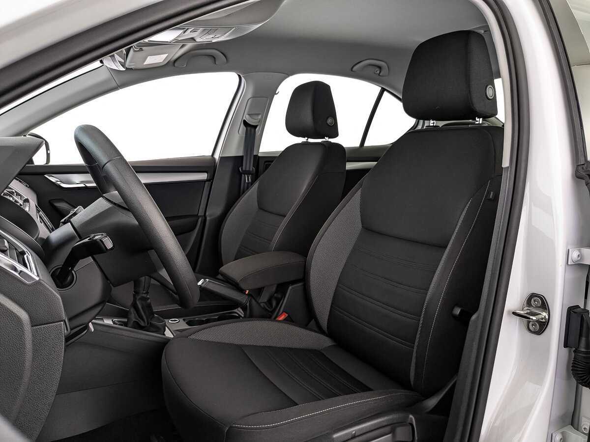 Skoda Octavia 2019 года с пробегом. Фото: #14