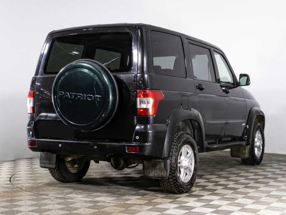 УАЗ Patriot 2015 года с пробегом. Фото: #3