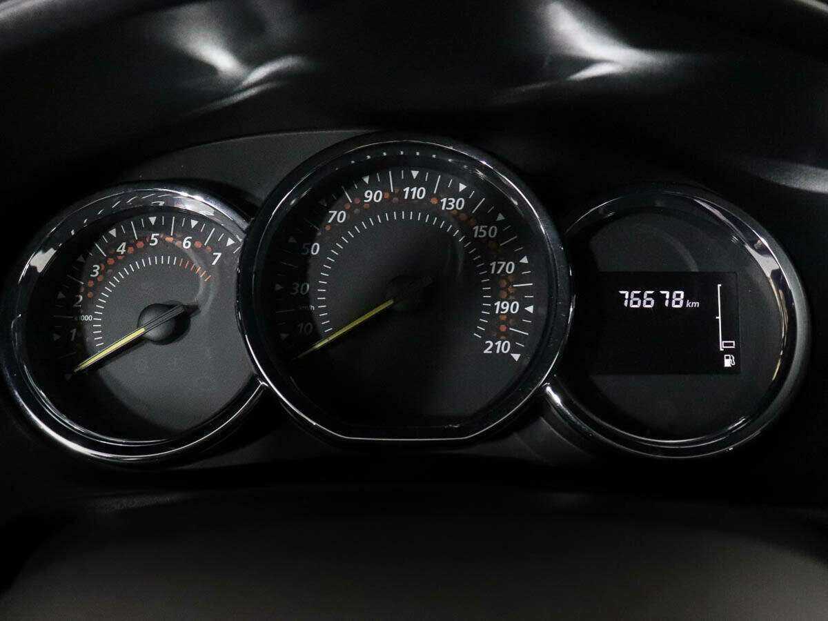 Renault Sandero 2020 года с пробегом. Фото: #8