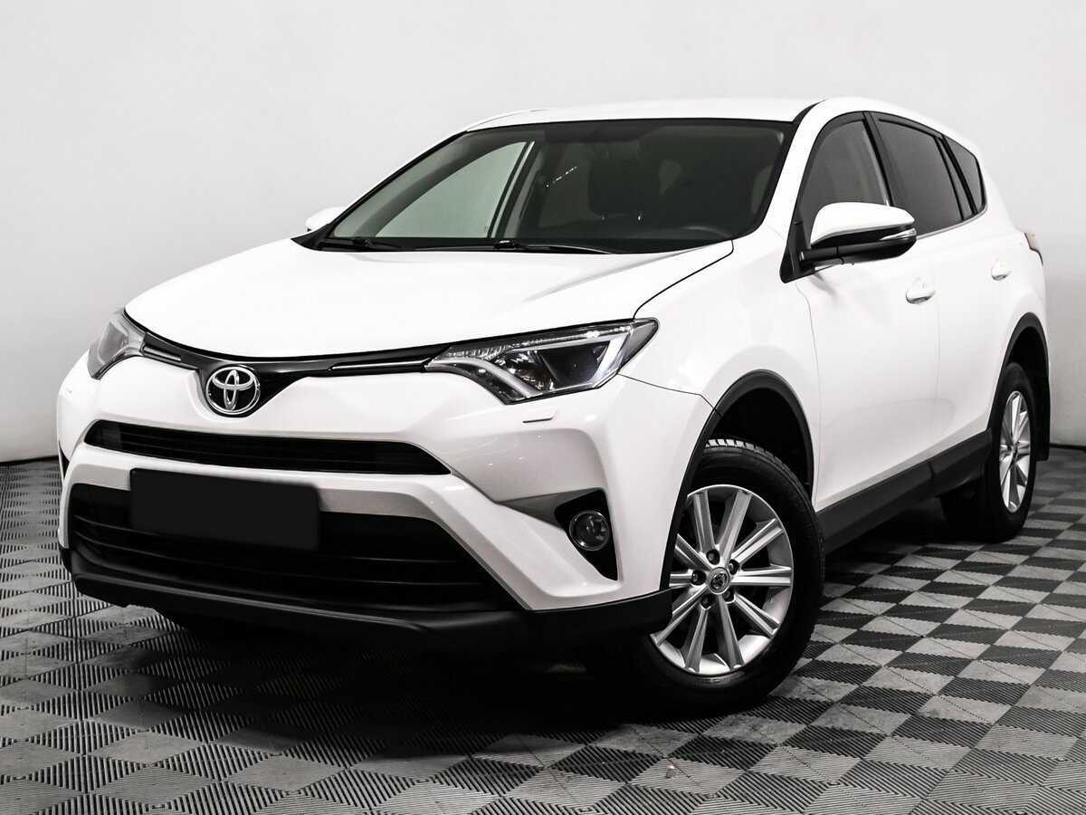 Toyota RAV4 2017 года с пробегом. Фото: #0