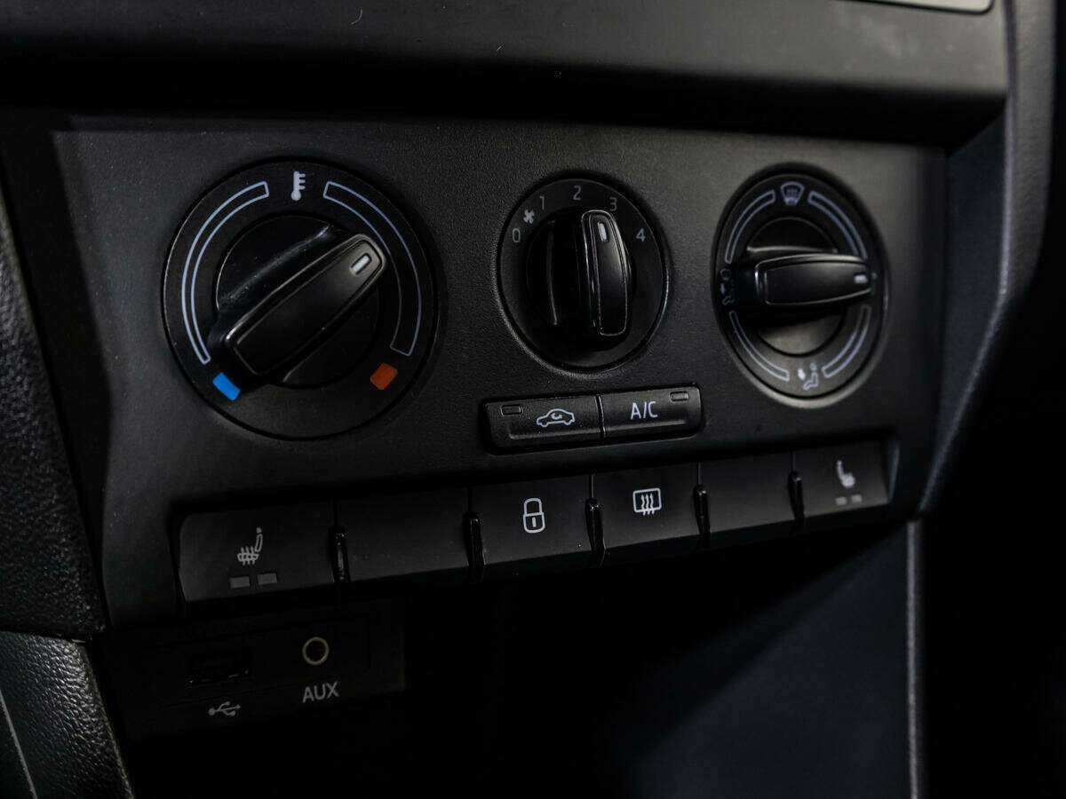 Skoda Rapid 2016 года с пробегом. Фото: #15