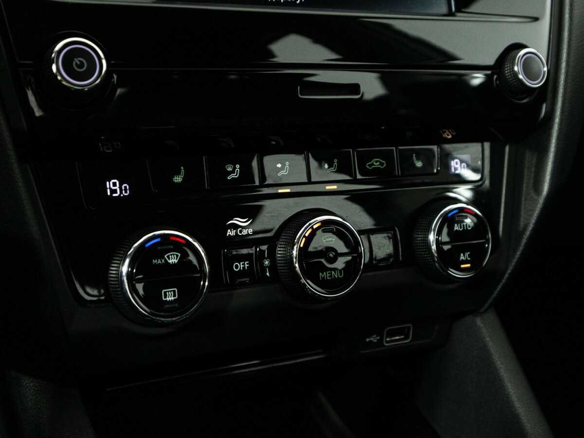 Skoda Octavia 2019 года с пробегом. Фото: #16