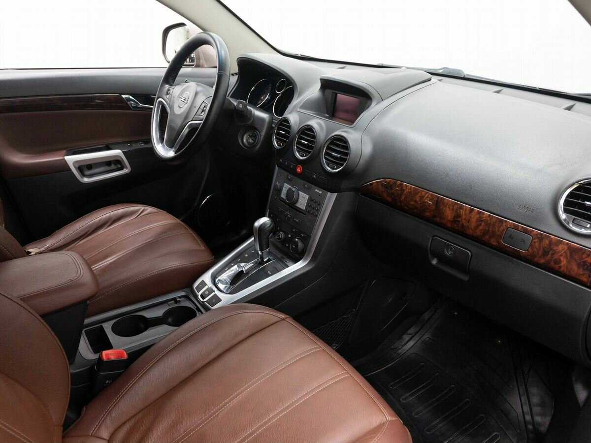 Opel Antara 2014 года с пробегом. Фото: #12