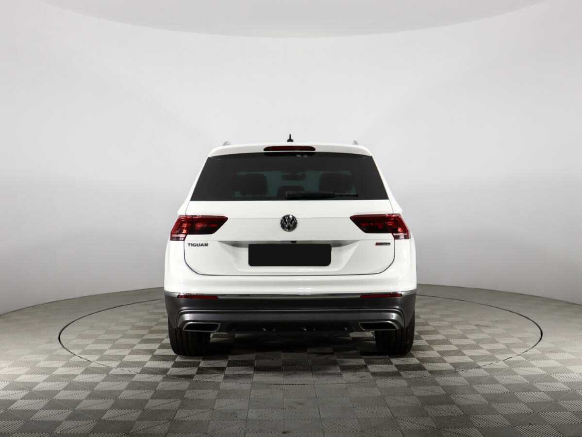 Volkswagen Tiguan 2018 года с пробегом. Фото: #5