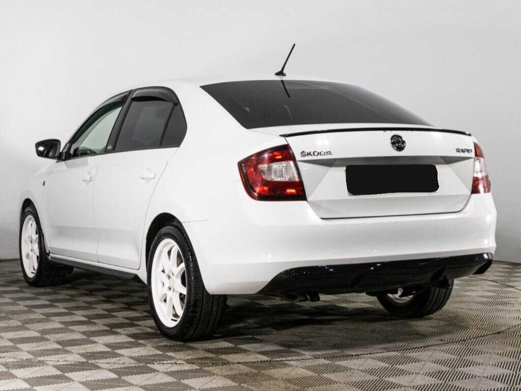 Skoda Rapid 2016 года с пробегом. Фото: #6