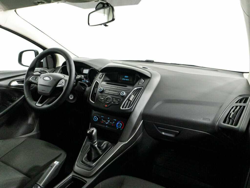 Ford Focus 2018 года с пробегом. Фото: #8