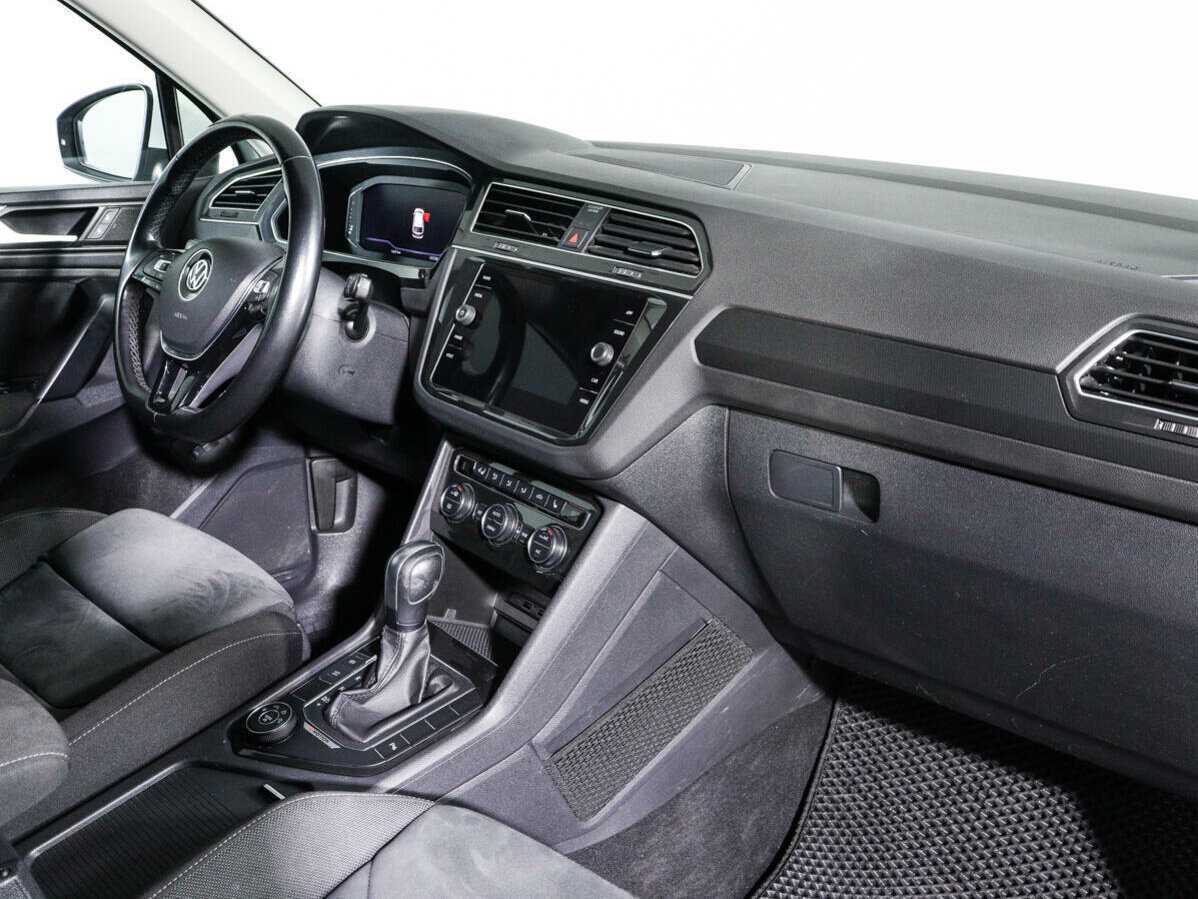 Volkswagen Tiguan 2019 года с пробегом. Фото: #8