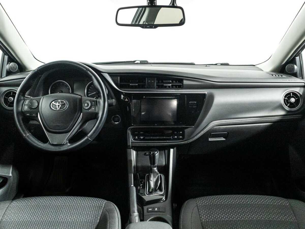 Toyota Corolla 2018 года с пробегом. Фото: #12
