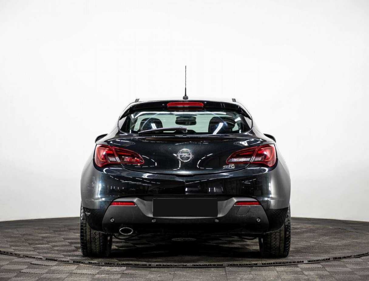 Opel Astra 2012 года с пробегом. Фото: #3