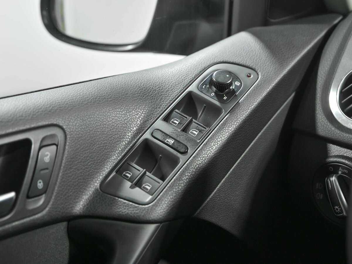 Volkswagen Tiguan 2013 года с пробегом. Фото: #13